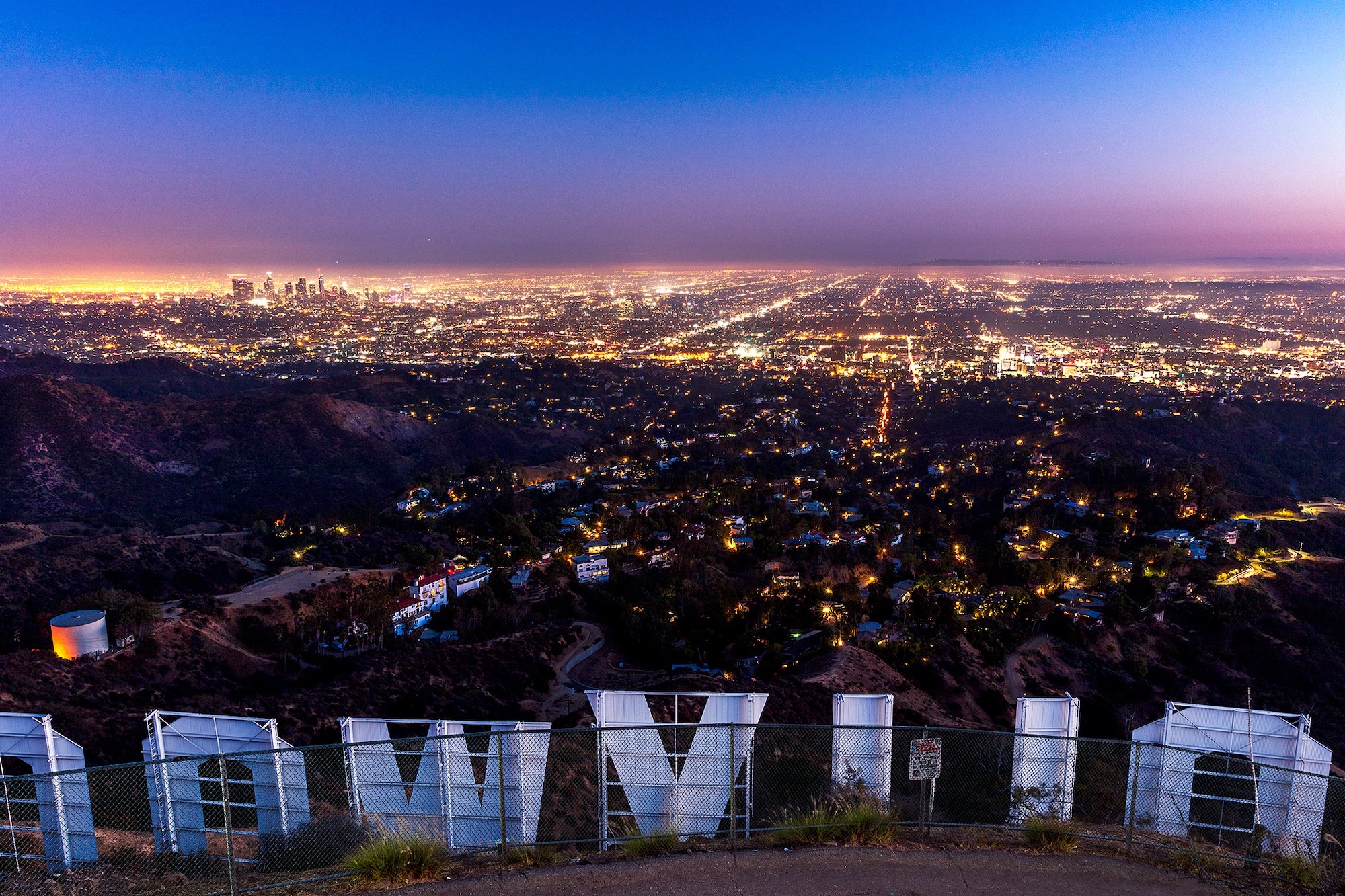 The City Wanderer{i+1}